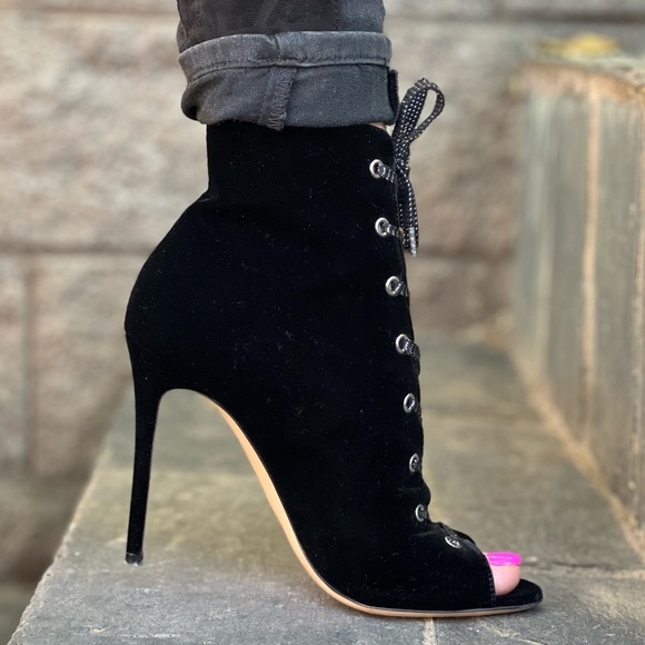 GIANVITO ROSSI Velvet black booties peep toe heels - Picture 2 of 10